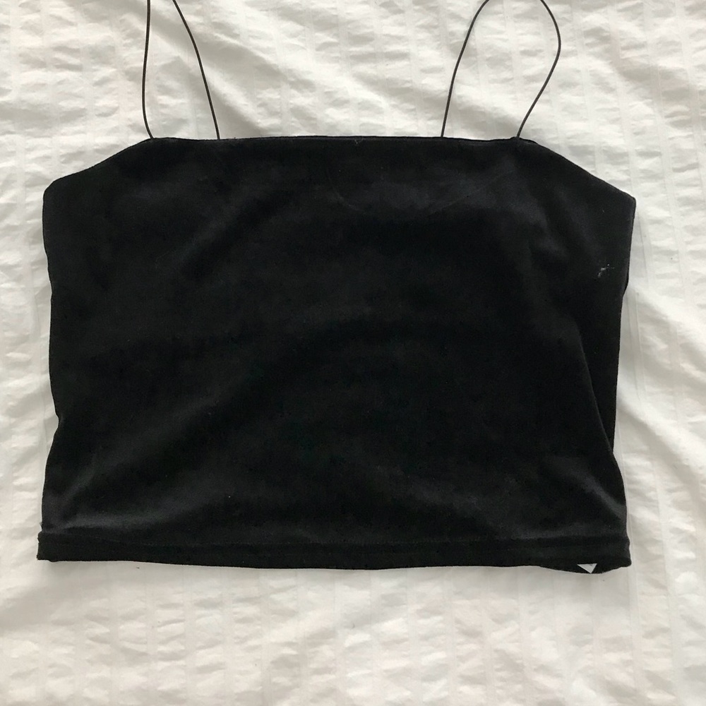 Black skinny strap crop top